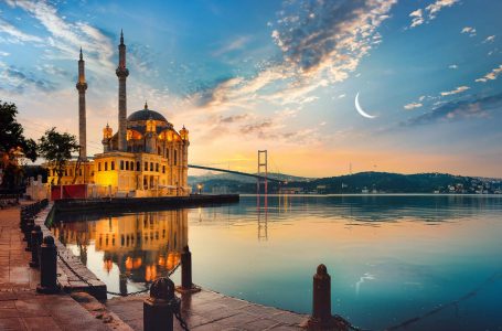 هجوم مسافران از سراسر جهان به ترکیه