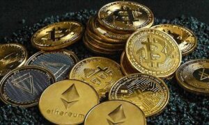 قیمت لحظه‌ای ۱۰ ارز دیجیتال برتر | بیت‌کوین، اتریوم، ریپل و بقیه